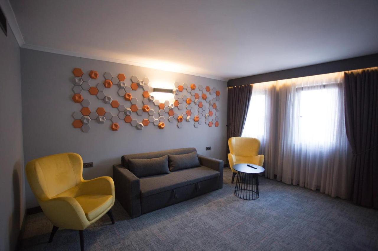 Days Hotel By Wyndham Ankara Cankaya Екстериор снимка