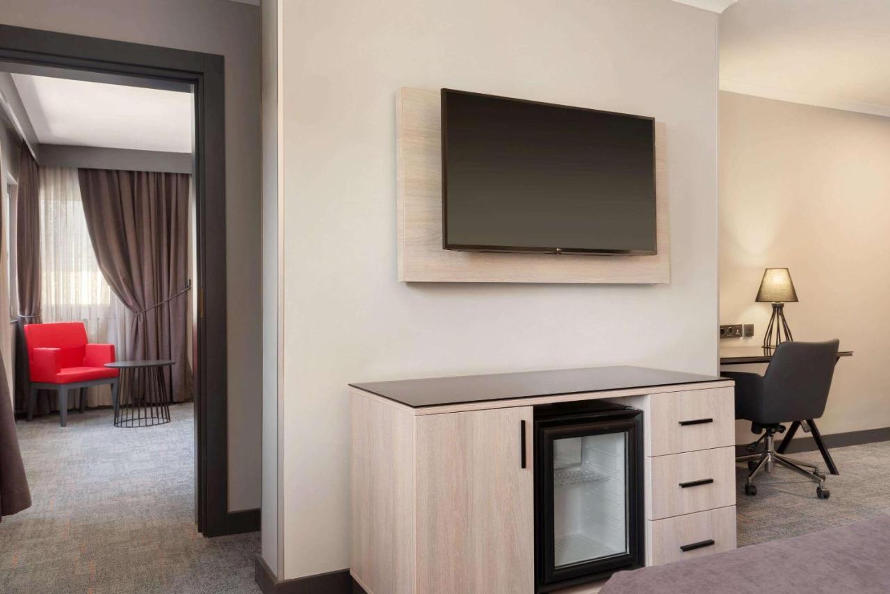 Days Hotel By Wyndham Ankara Cankaya Екстериор снимка