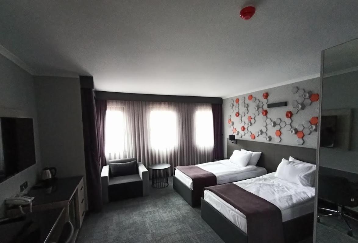 Days Hotel By Wyndham Ankara Cankaya Екстериор снимка
