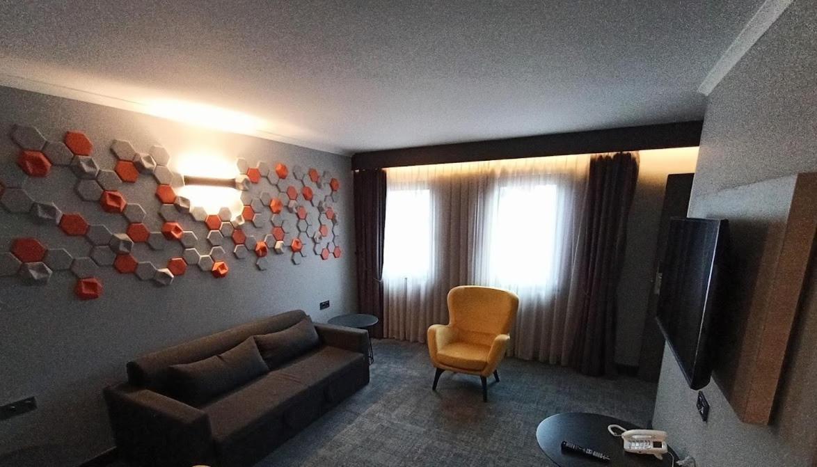 Days Hotel By Wyndham Ankara Cankaya Екстериор снимка