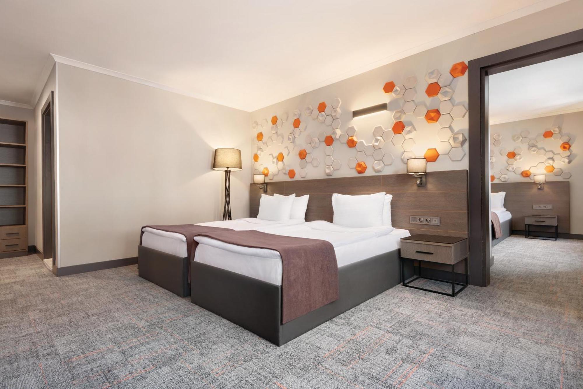 Days Hotel By Wyndham Ankara Cankaya Екстериор снимка